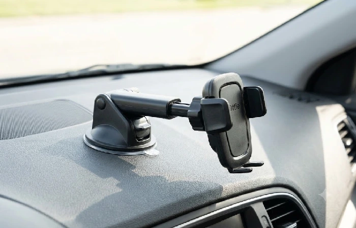 Dashboard phone holder with suction cup mount